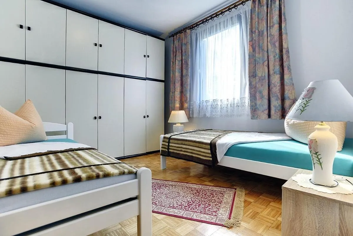 Holiday Home Silvana PUY